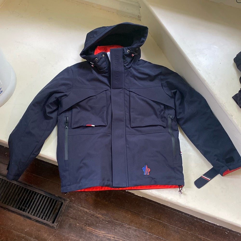 moncler Grenoble down performance jacket like new condition! Size 2